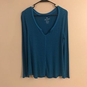 American Eagle Soft and Sexy Long Sleeved Shirt